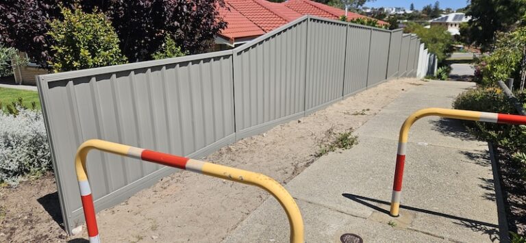 Fids Fencing Fiddes Fencing- colorbond03 - Fiddes Fencing